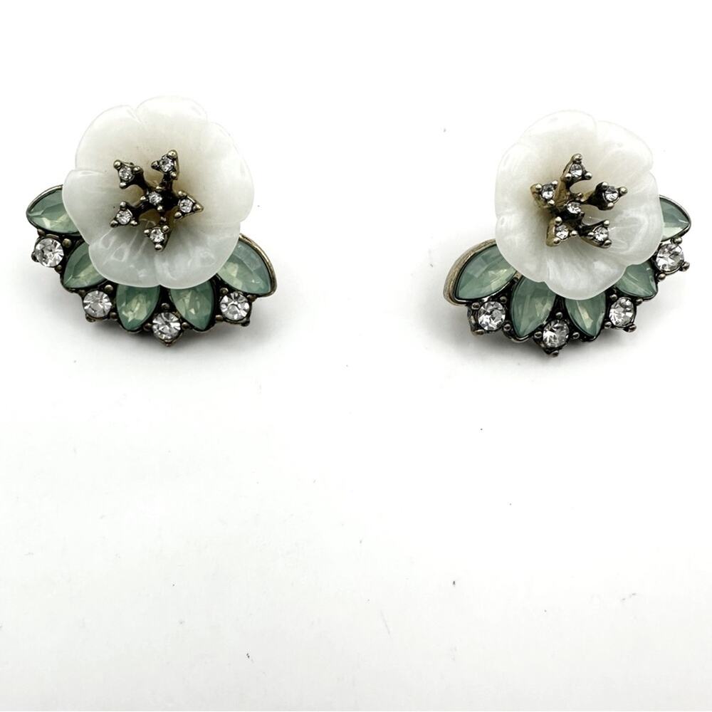 Statement Earring White Green Flower Resort Resortwear Summer Pierced Casual